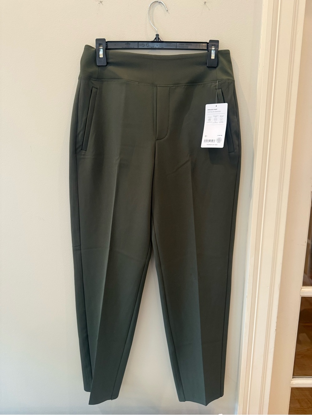 New with tags ATHLETA Endless High Rise Pant  size 6 Olive Green $109
